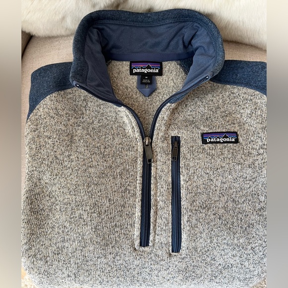 Patagonia Half Zip Fleece - Picture 2 of 2
